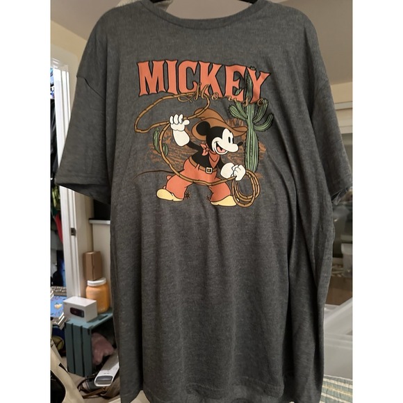 Disney Mickey Mouse Cowboy Graphic Gray Short Sleeve unisex T-Shirt - Picture 2 of 3